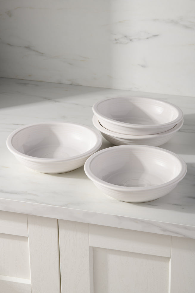 Fiesta China White Set of 4 Classic Rim 8 3/8-Inch 34OZ Pasta Bowls - Image 2