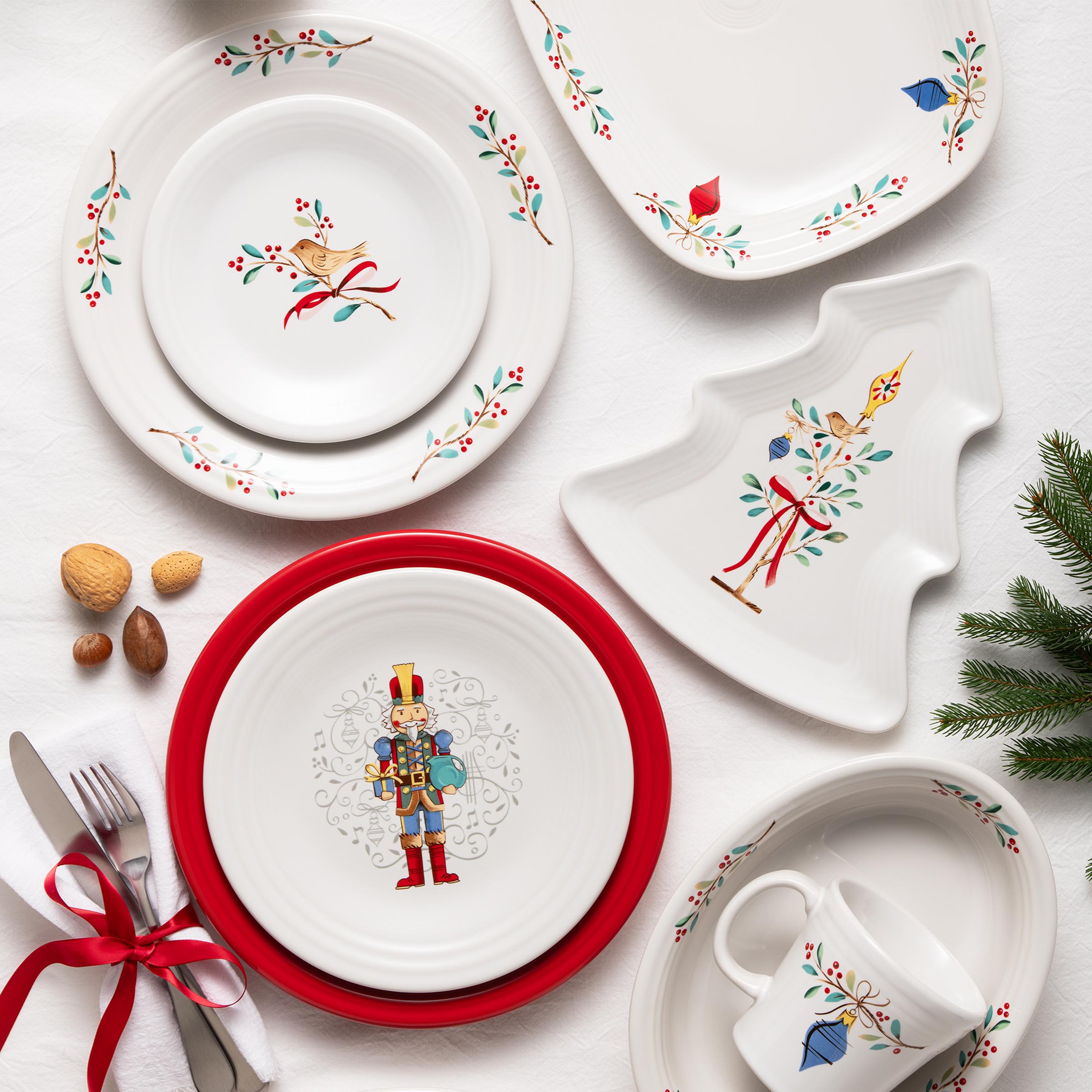 Fiesta China Nutcracker The Giver Classic Rim 9 Inch Luncheon Plate - Image 2