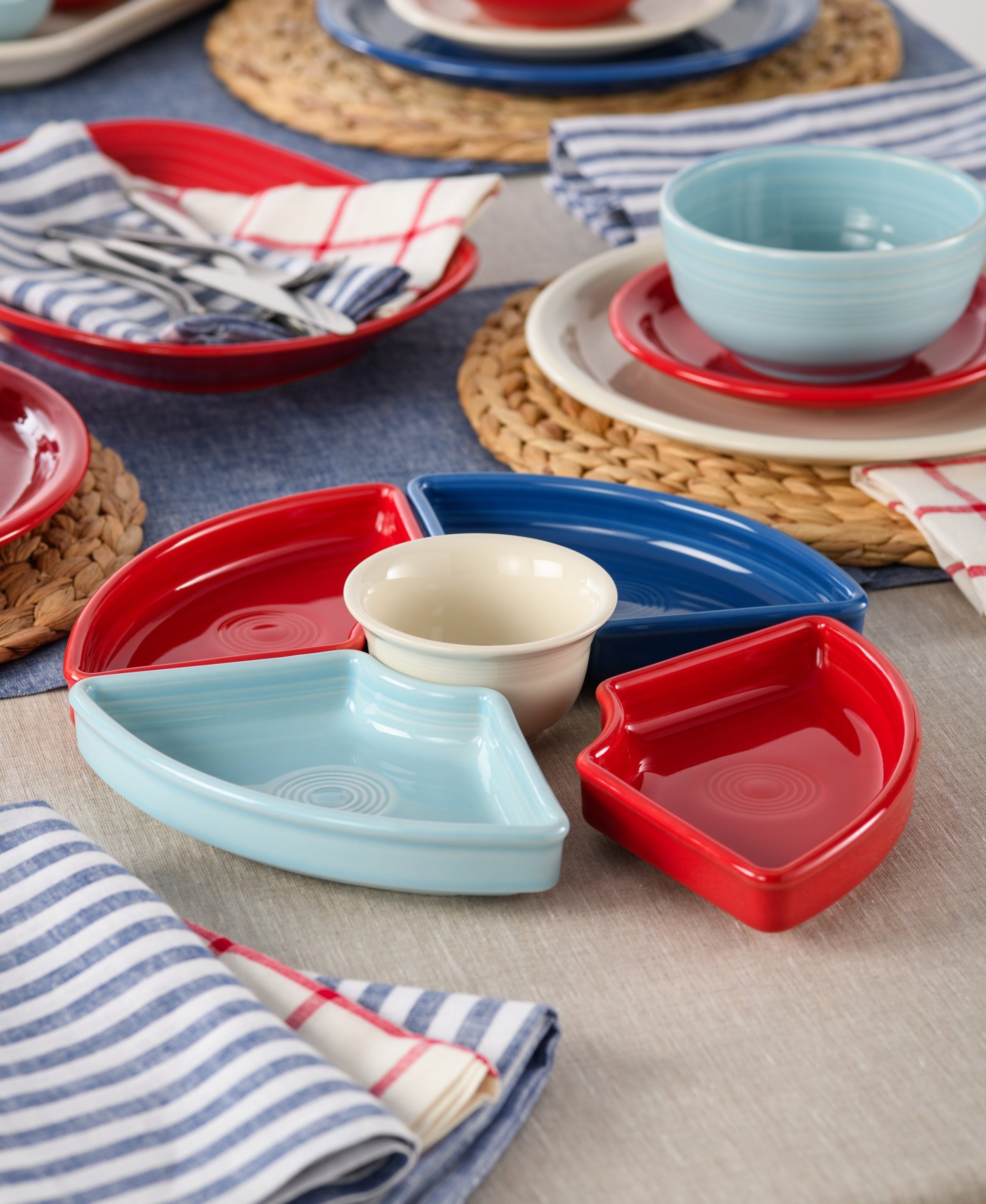 Fiesta China Americana 5-Piece Mixed Colors Entertaining Set 8 1/5 Inch - Image 2
